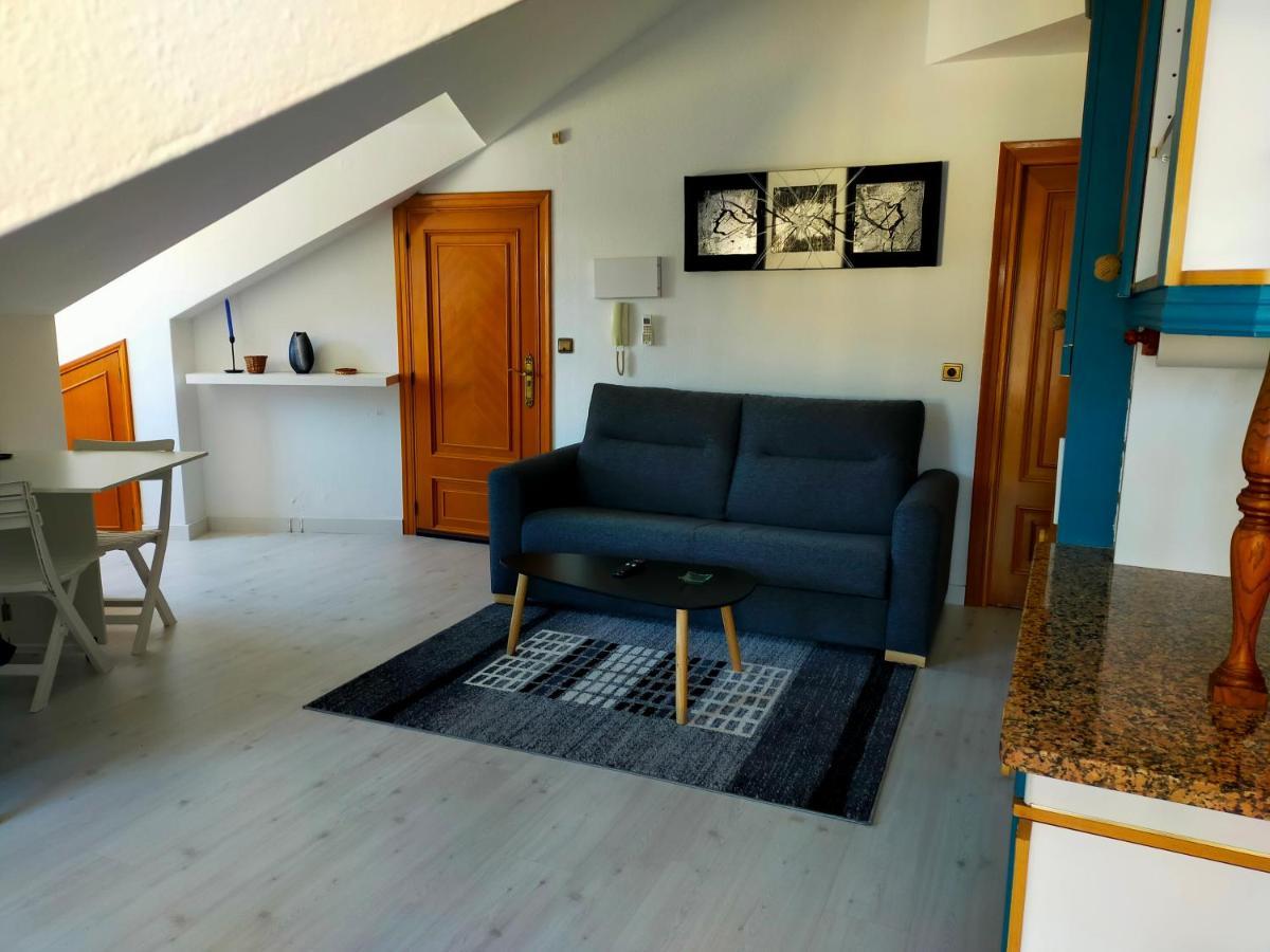Apartamento En El Casco Antiguo De Понферрада Екстер'єр фото